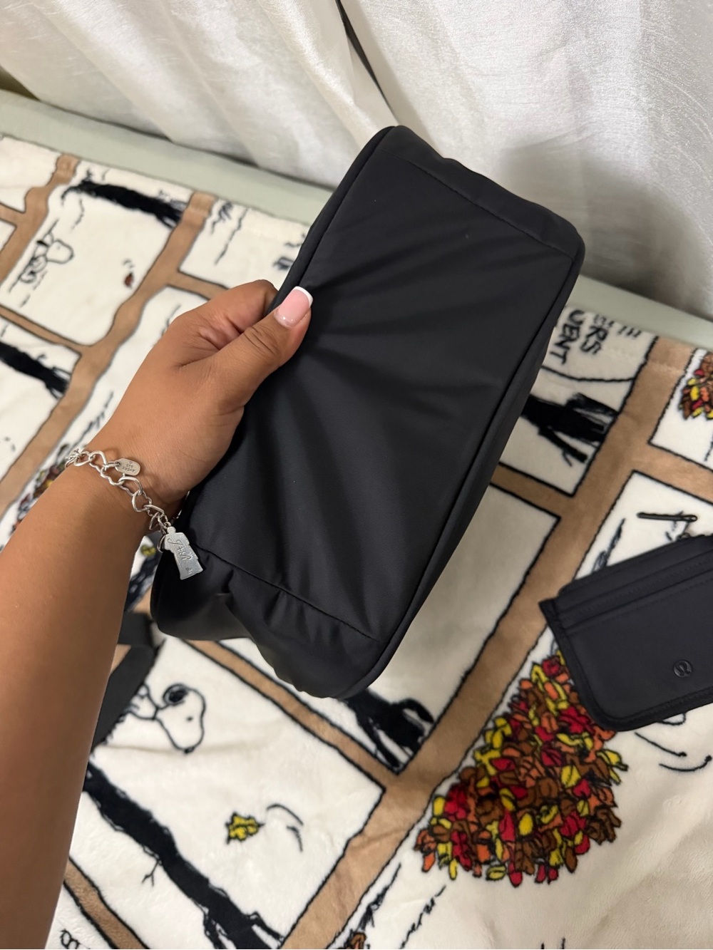 Lululemon Shoulder bag W/ wallet - Picture 7 of 10